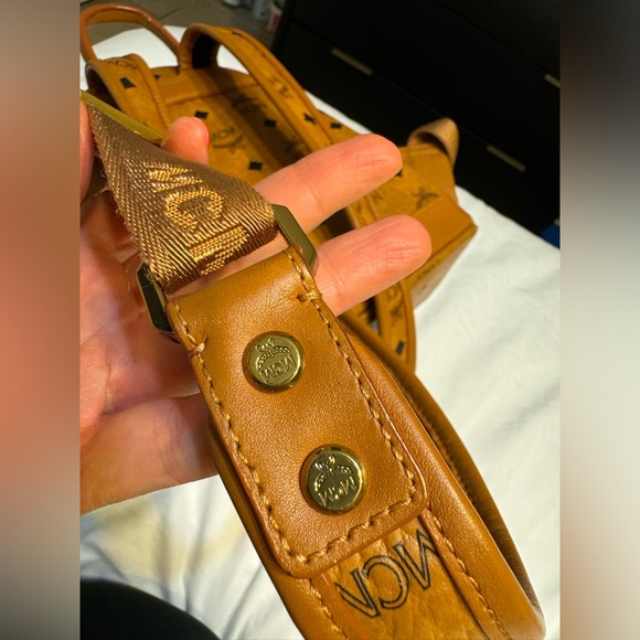 MCM STARK SIDE STUDS BACKPACK IN VISETOS - Picture 13 of 16